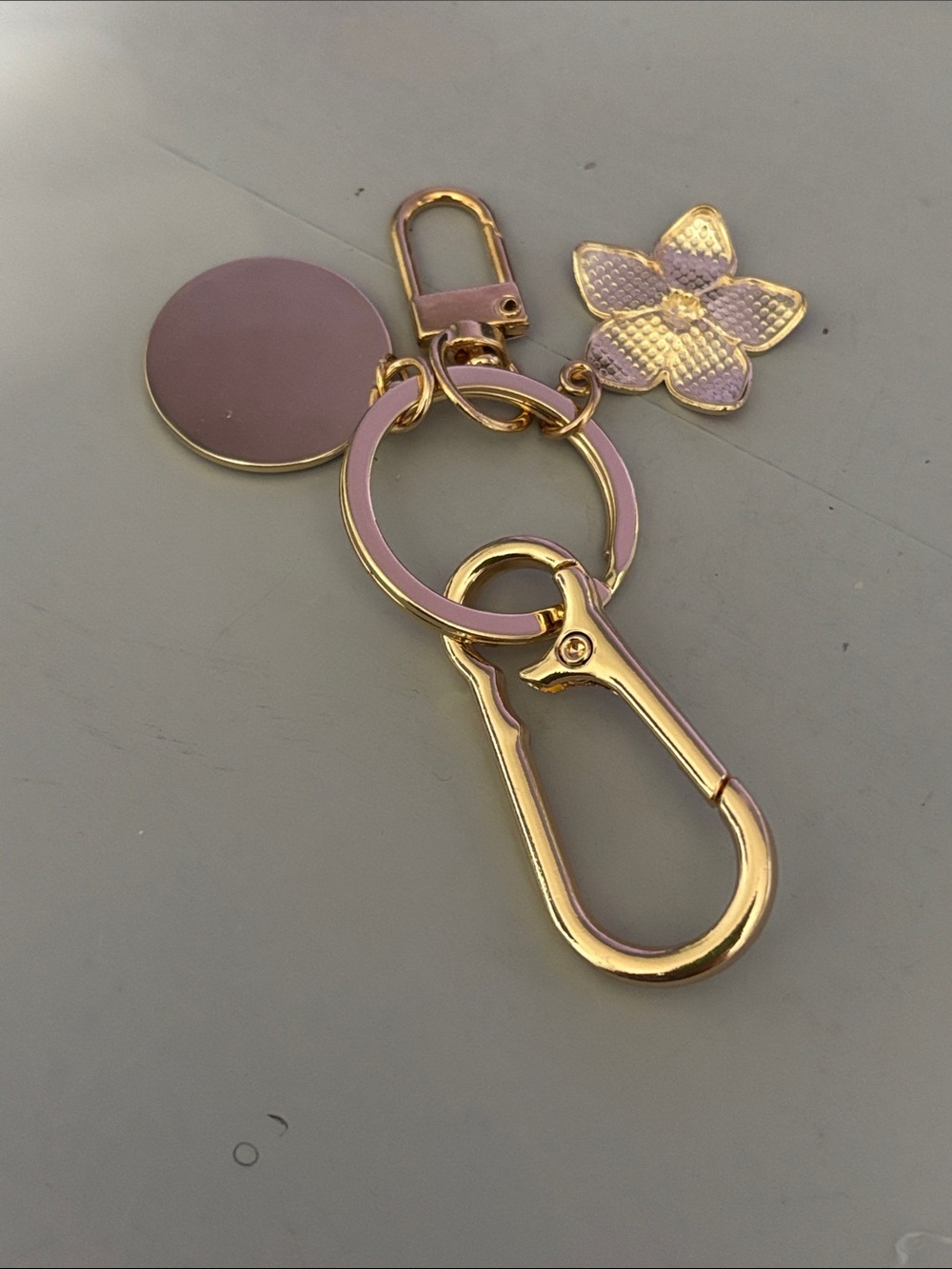 LV zip pull/button keychain - Picture 3 of 3